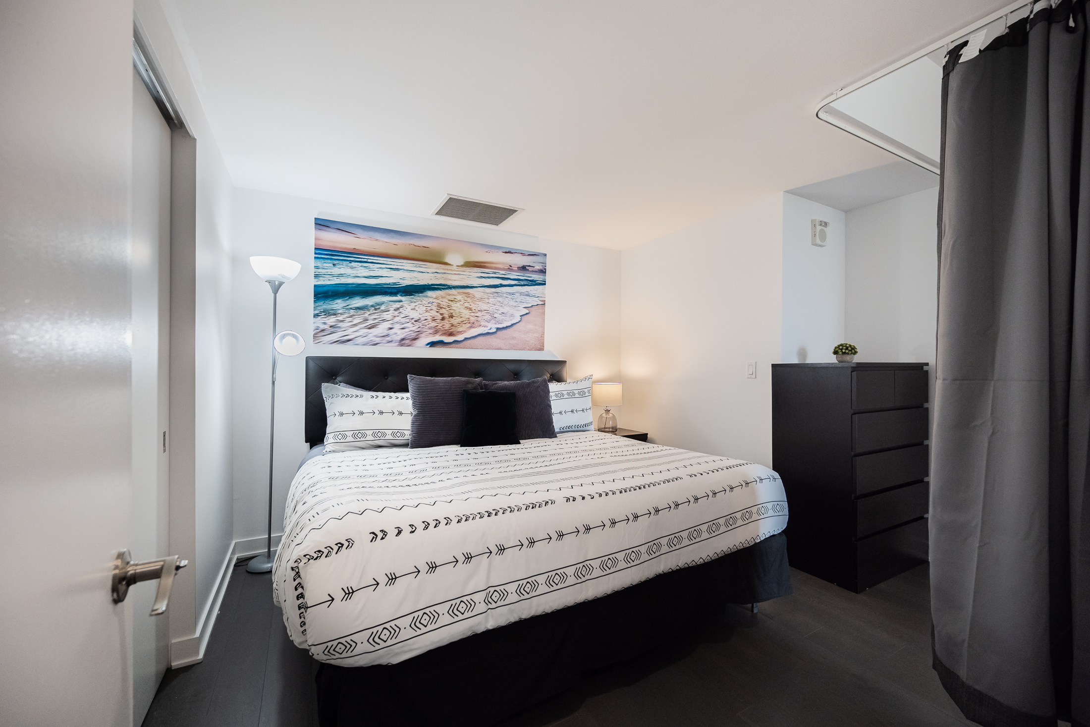 tour-des-canadiens-1814_bedroom3