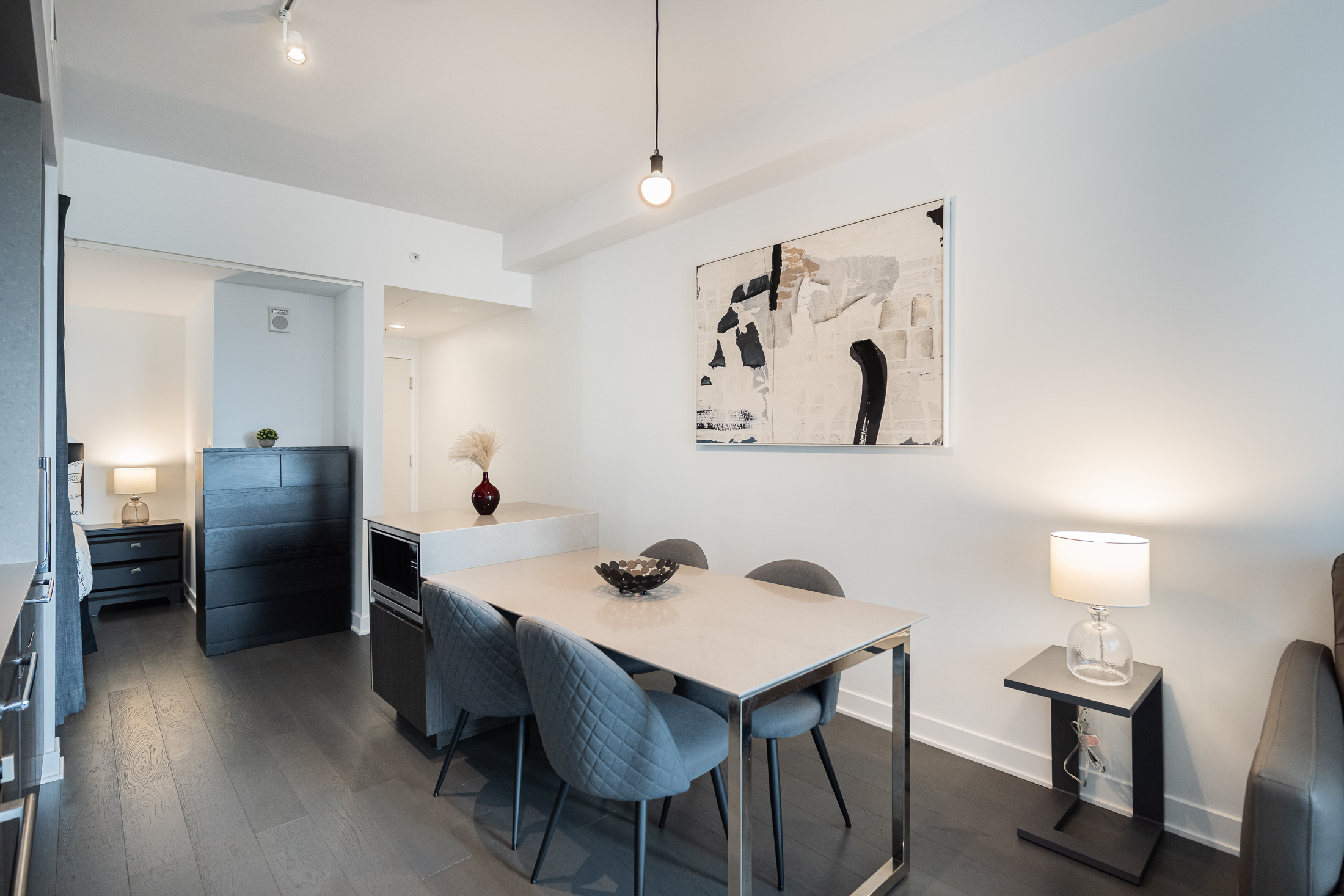 tour-des-canadiens-1814_kitchen_sitting