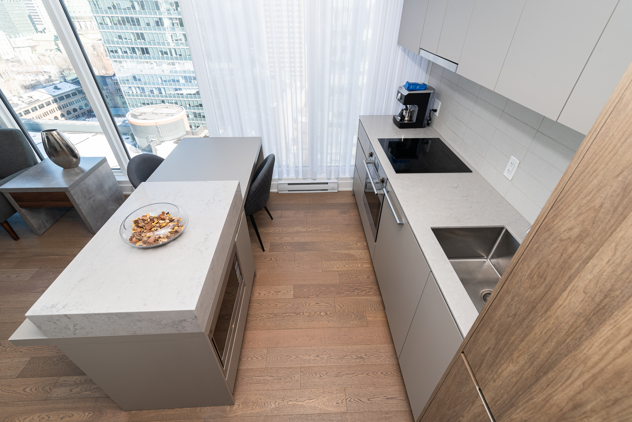 tour-des-canadiens-3_kitchen3