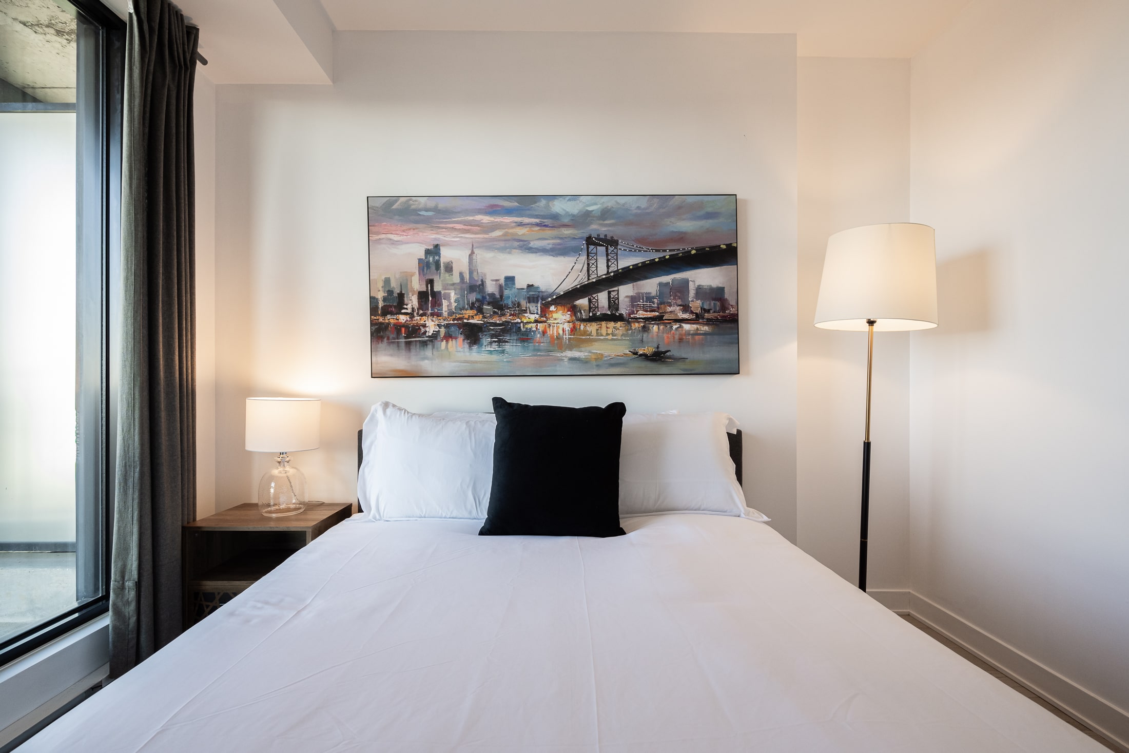 tour-des-canadiens4411_bedroom3