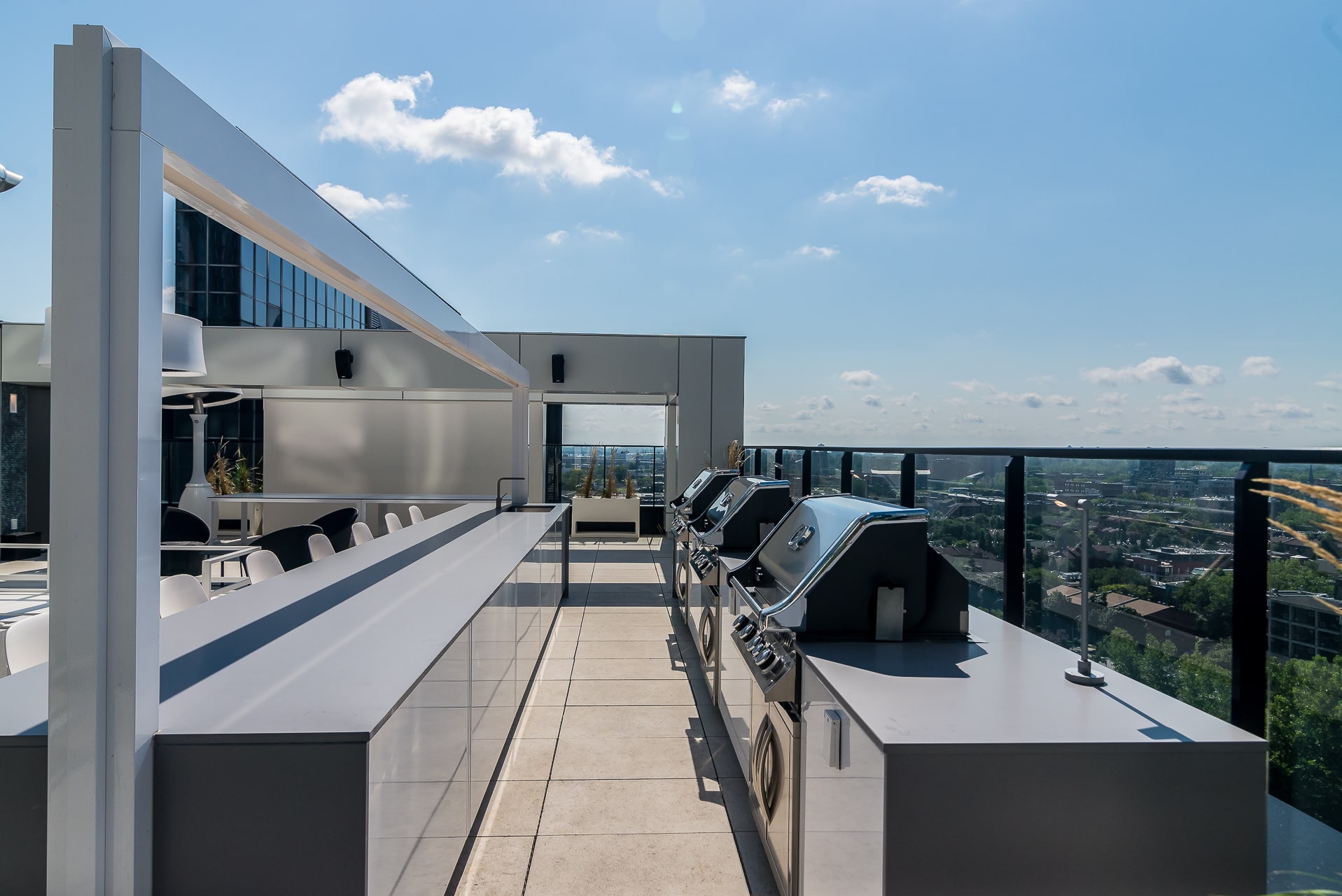 tour-des-canadiens4411_terrace_washing_area