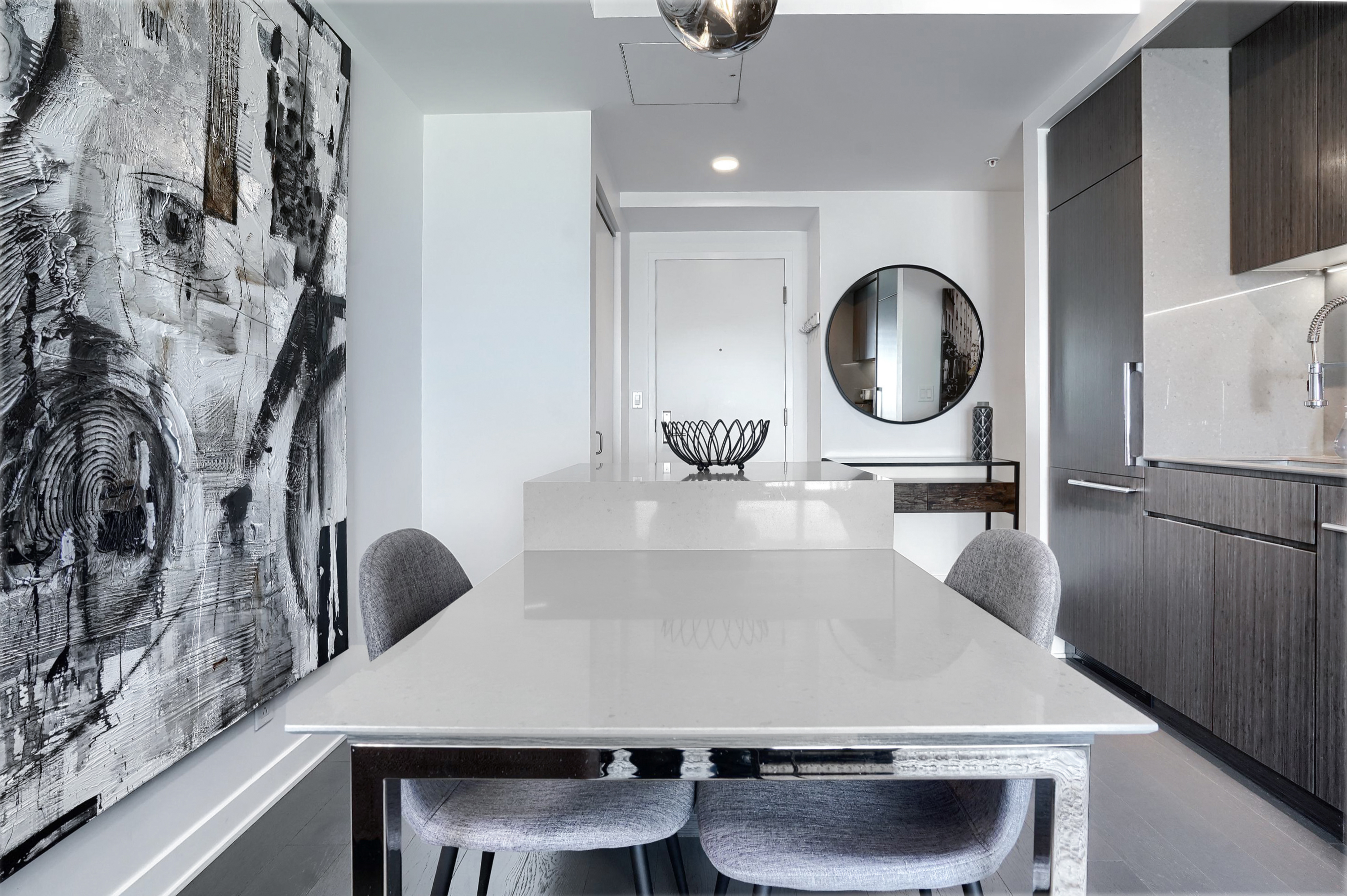 tour-des-canadiens_3902_dinning_table