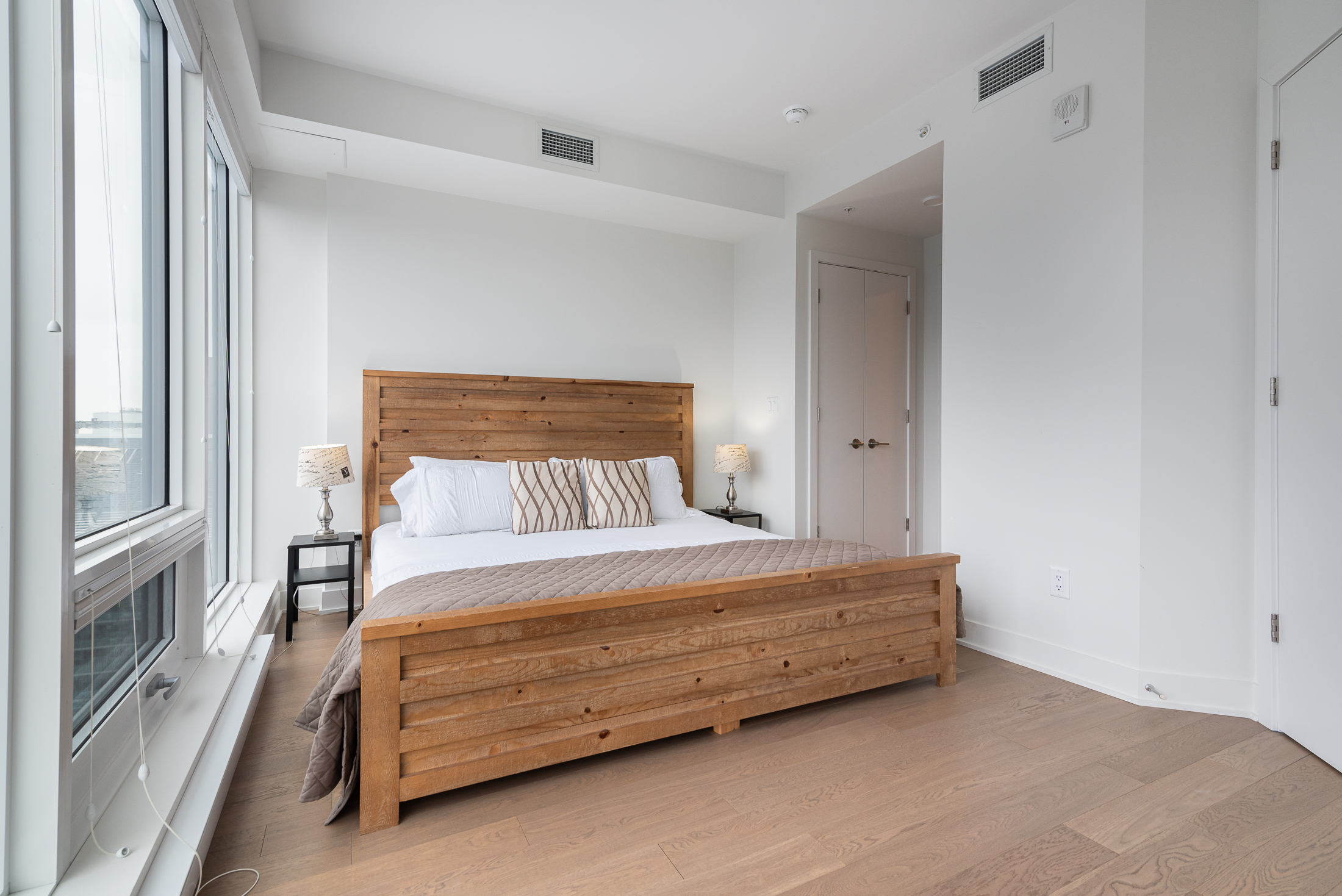 tour-des-canadiens_48A_bedroom