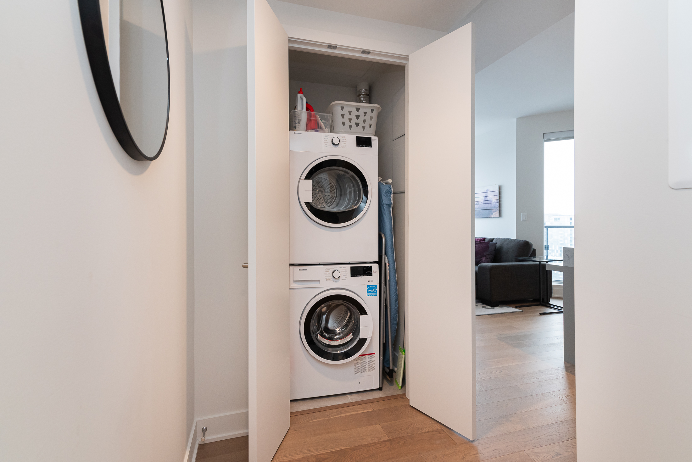 tour-des-canadiens_48A_washing_room