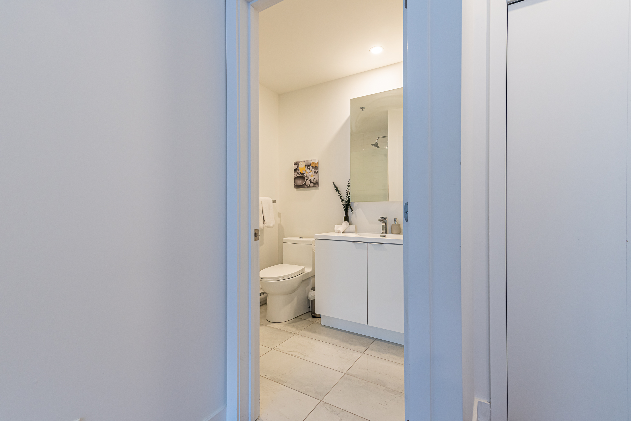 zenith__1A-toilet_area