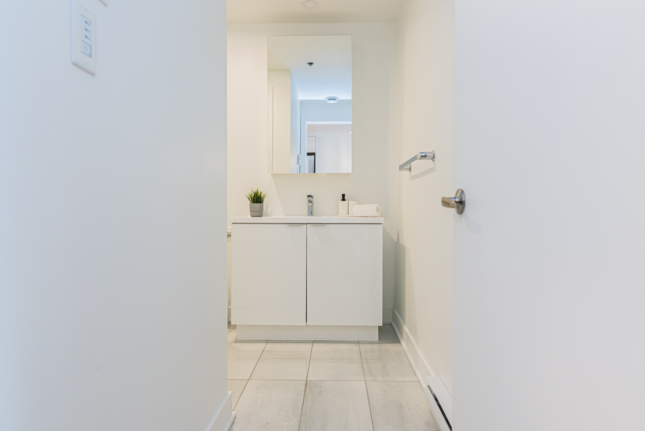 zenith__2A-washroom_area