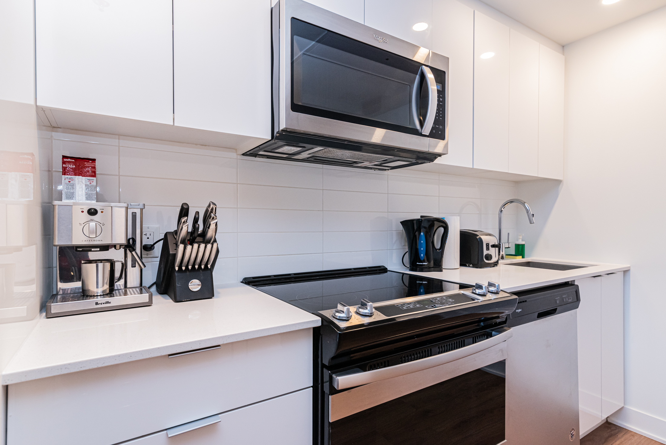 zenith__2A_kitchen_area2