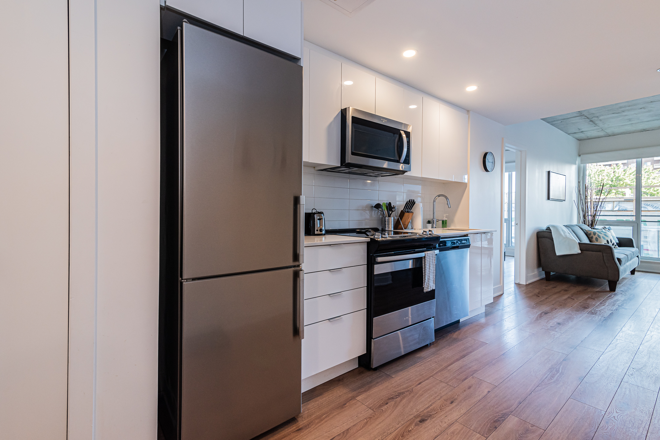 zenith__4A_kitchen_area2