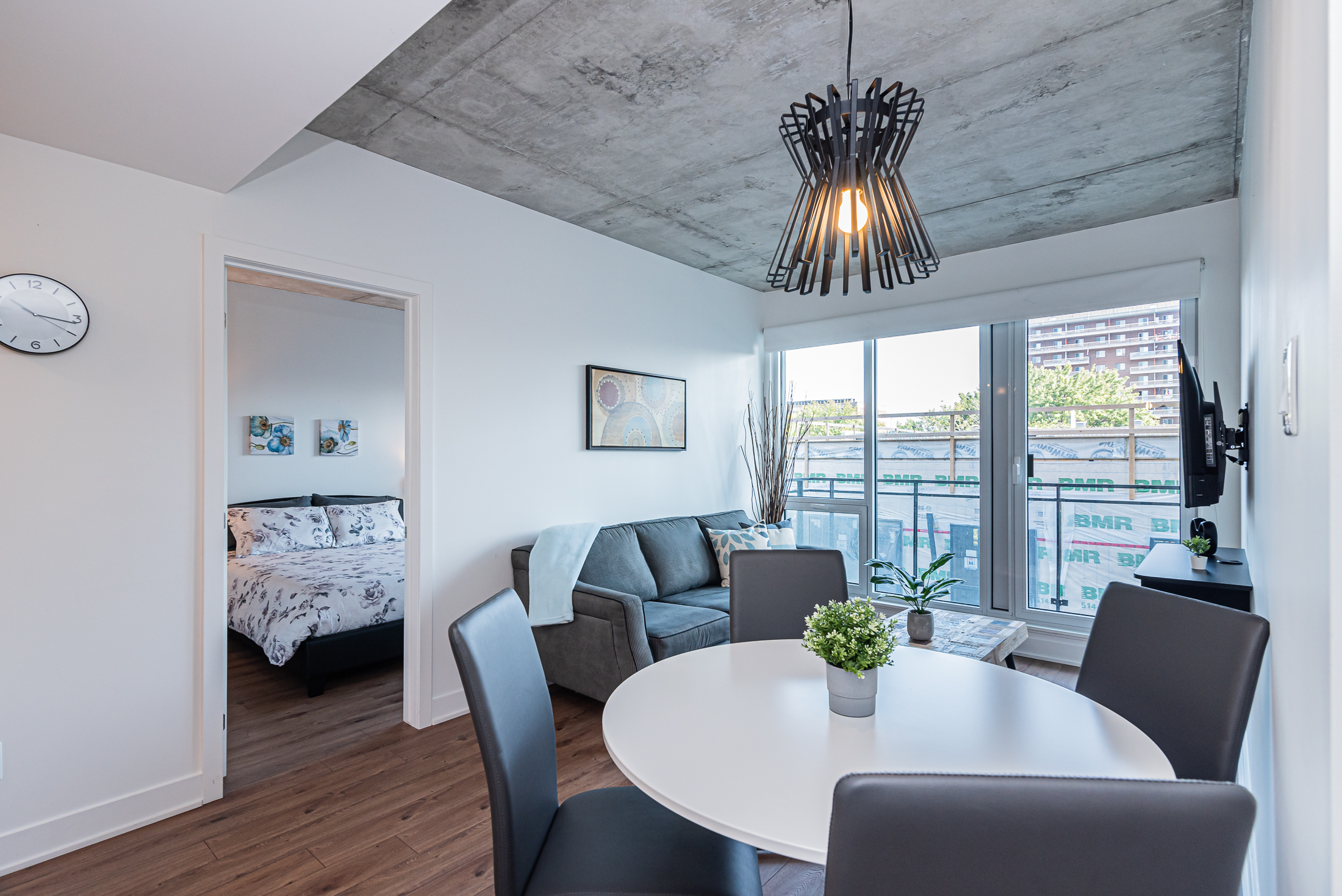 zenith__4A_living_room_sitting