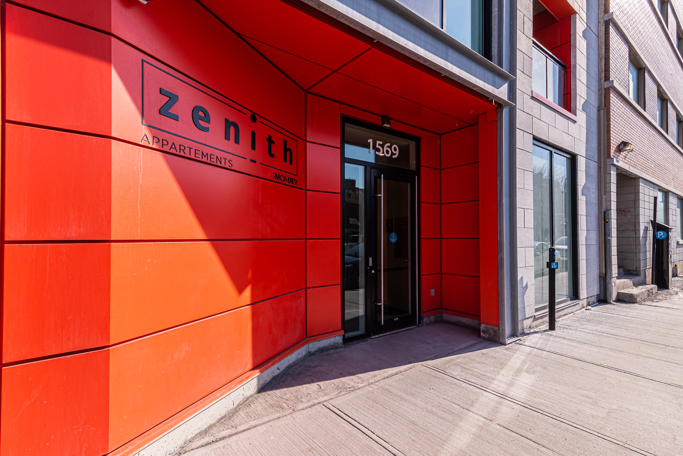 zenith__6A_entry_view