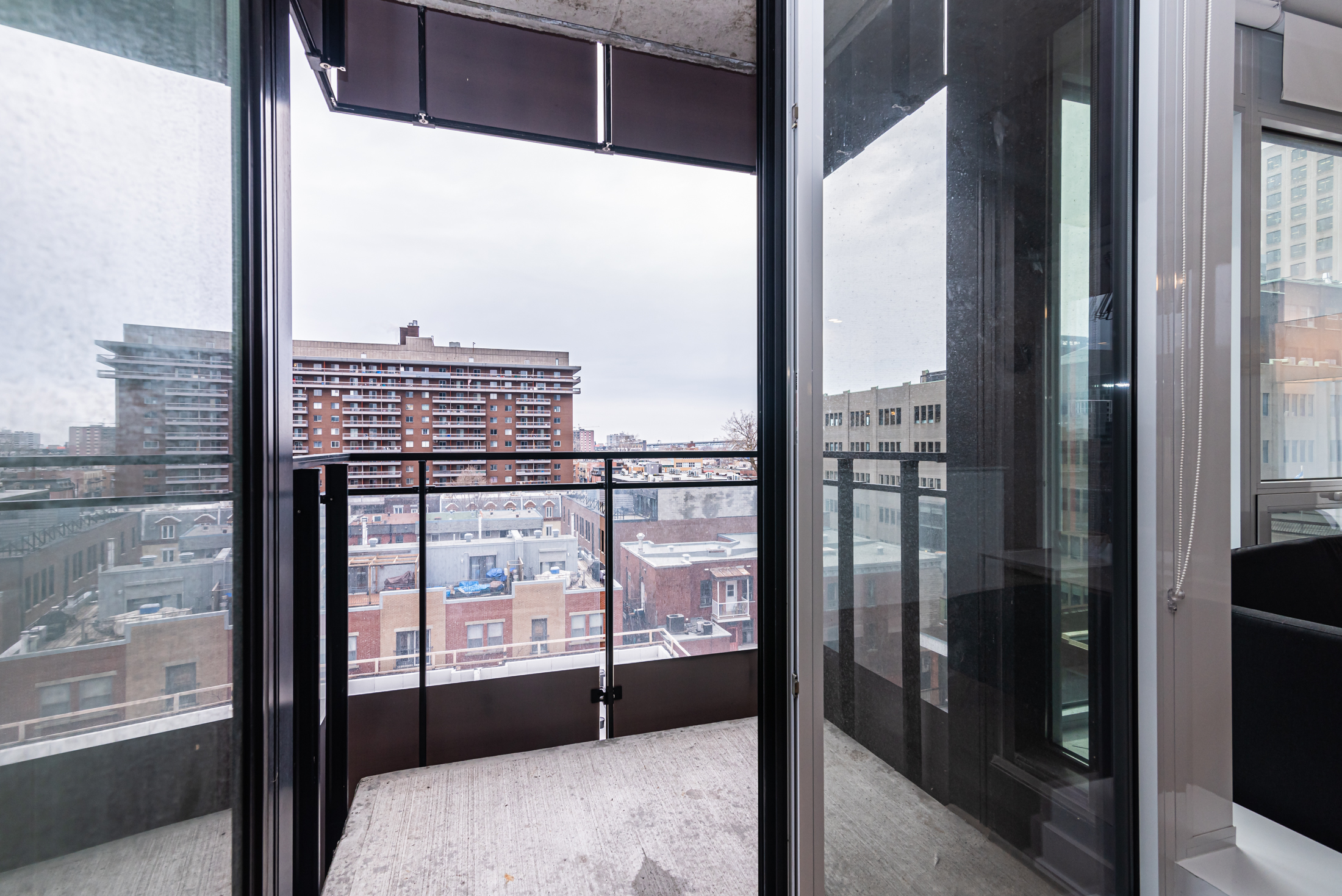 zenith__7A_balcony_view