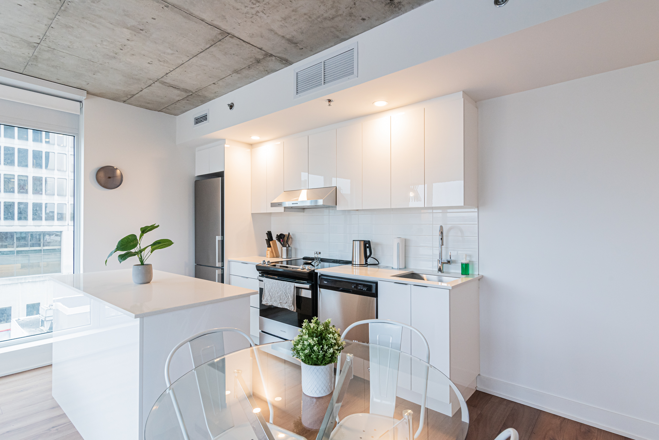 zenith__7A_kitchen_area2