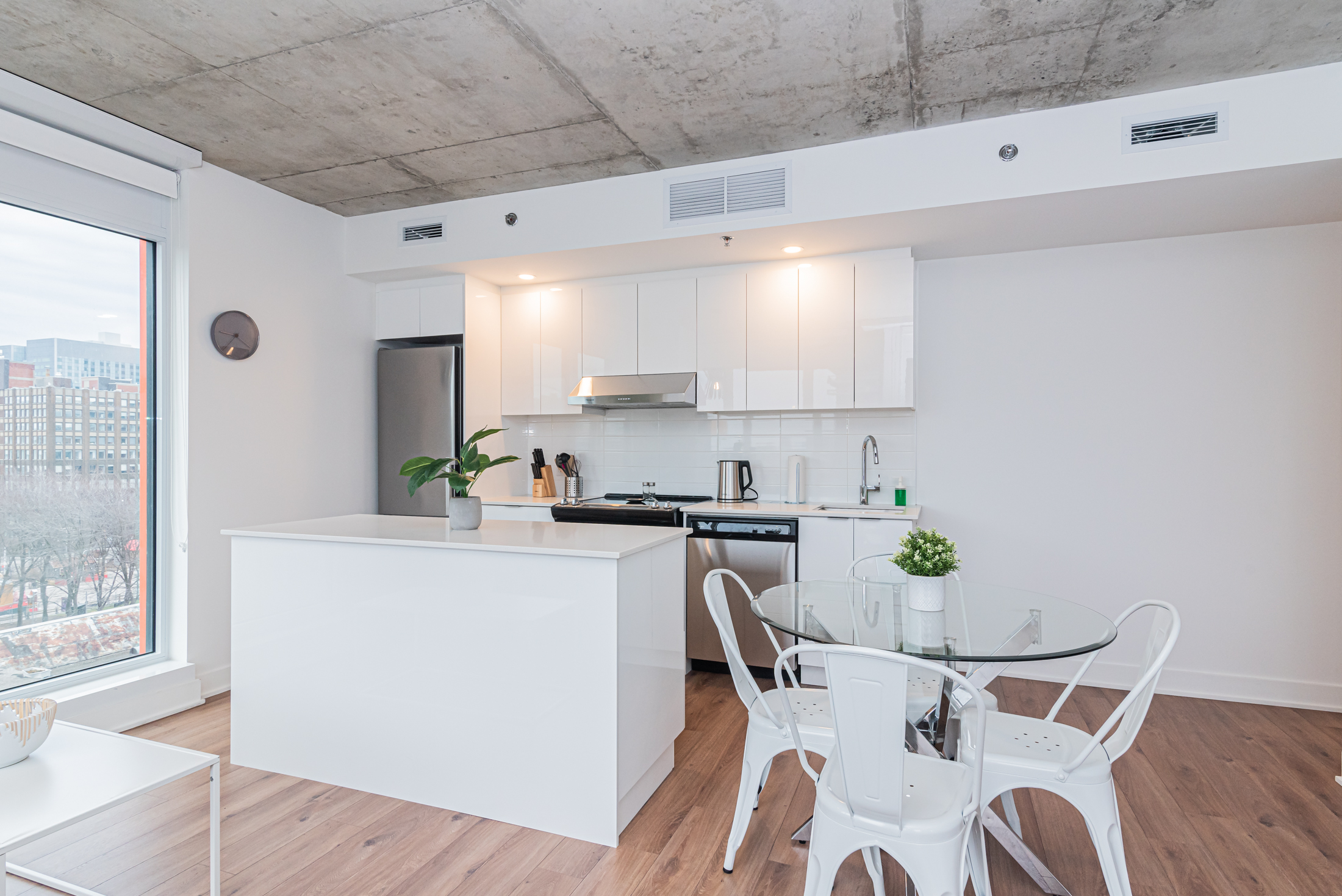 zenith__7A_kitchen_view