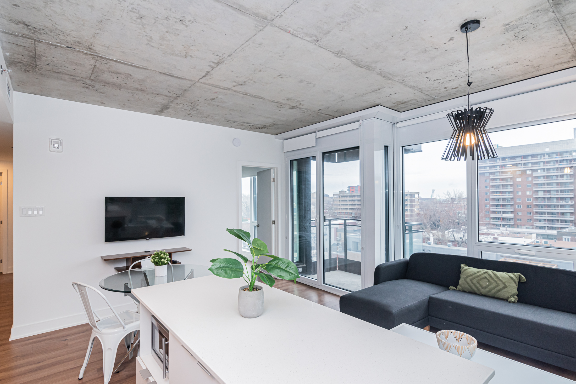 zenith__7A_living_room