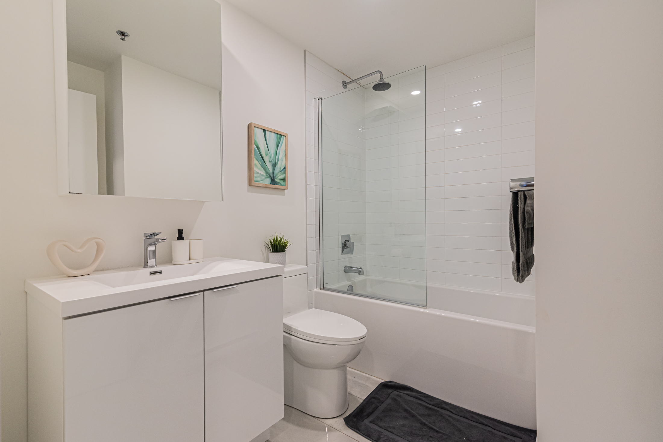 zenith__7A_toilet_area