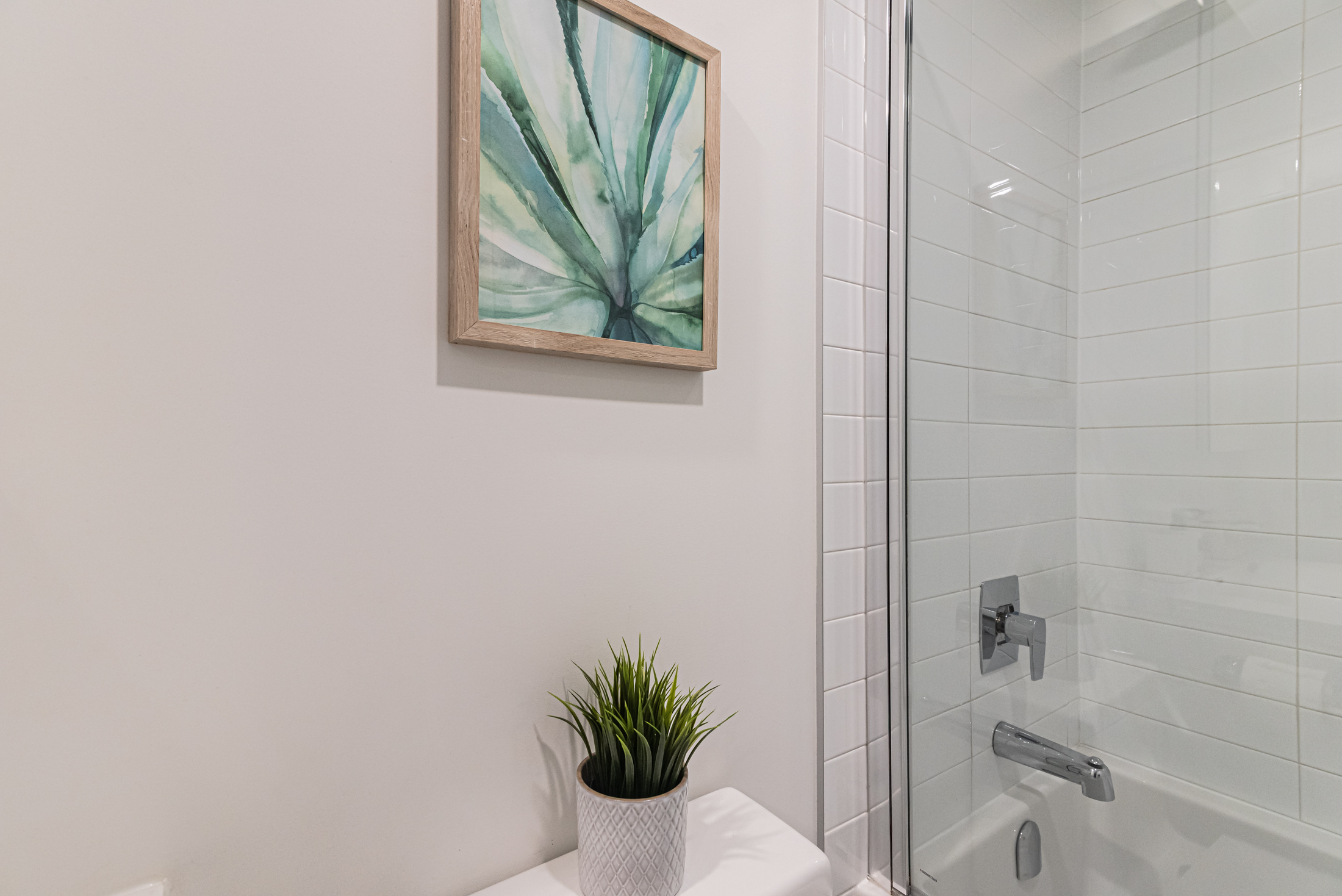 zenith__7A_washing_room