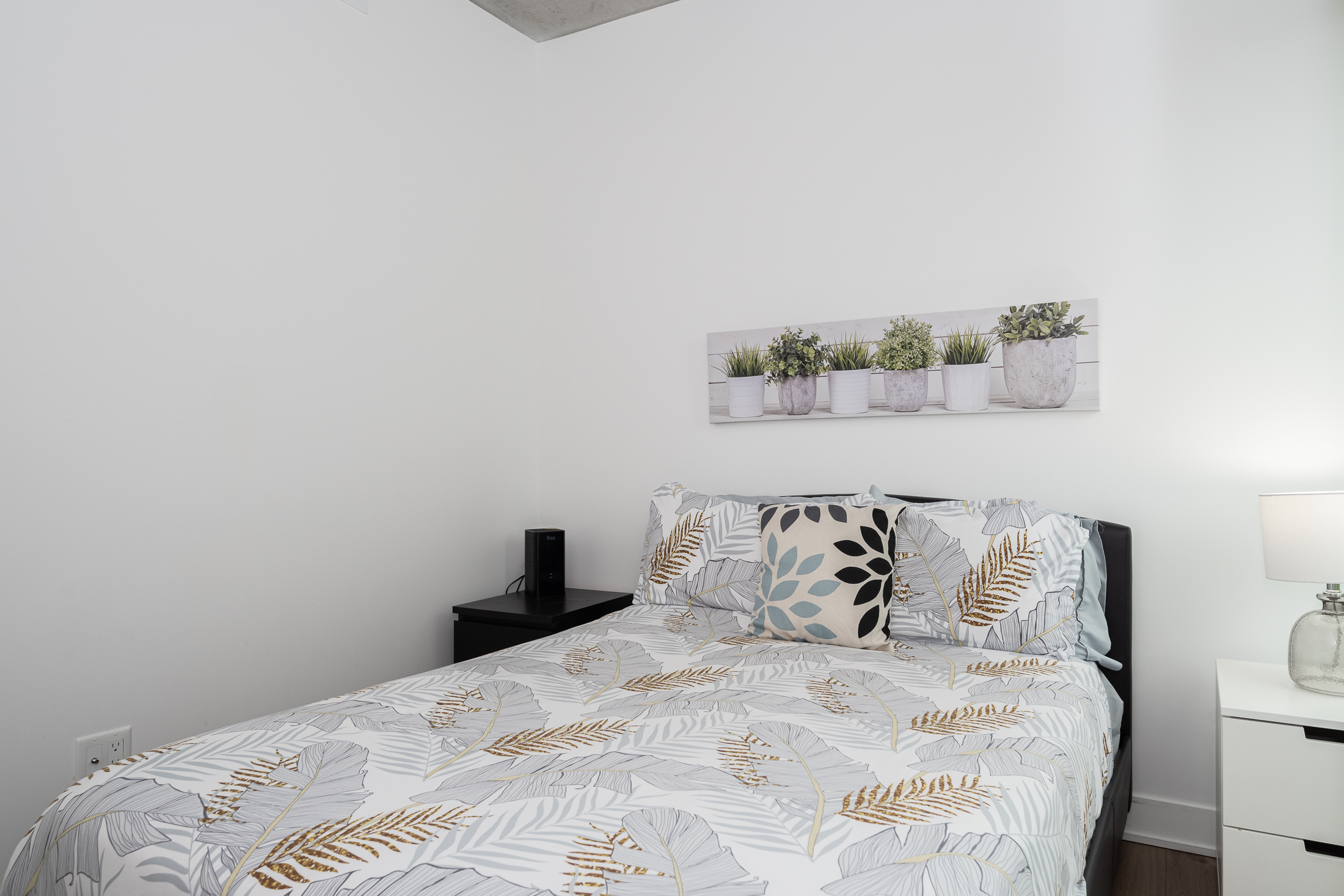 zenith__8A_bedroom_2